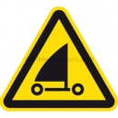 Warnschilder nach ISO 20712-1: Warnung vor Strandseglern nach ISO 20712-1 (WSW 017)